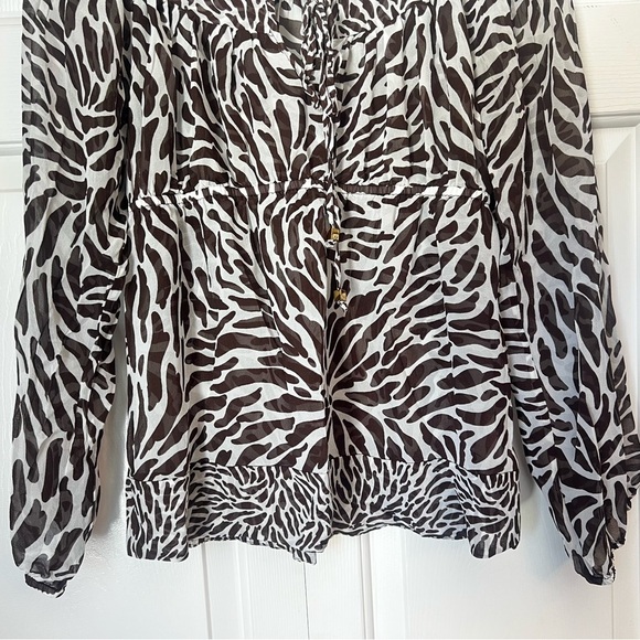 Micheal Micheal Kors Long Sleeve Blouse Sheer Zebra Print Size Small Silk - Picture 3 of 9